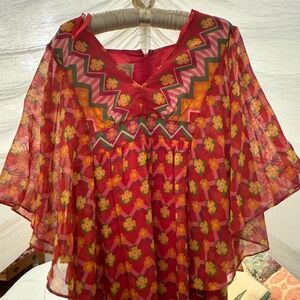 Fabulous 70s vintage cotton mini dress with dramatic kimono sleeves and ruffles,